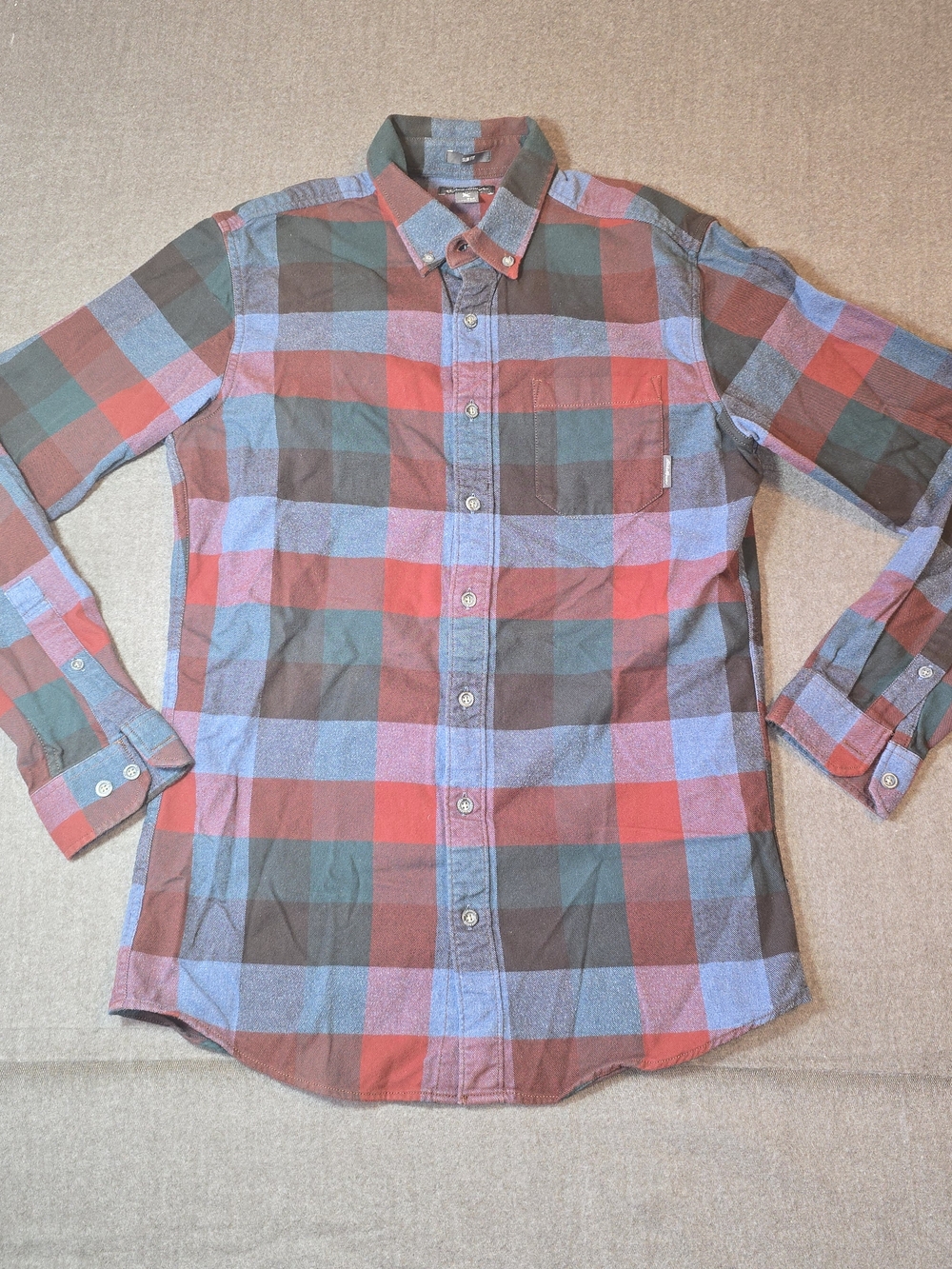 Eddie Bauer Red, Blue & Green Plaid Button-Down Long Sleeve MD Flannel